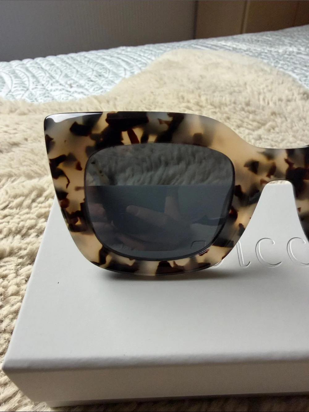 Neutral Tortoise Square Sunglasses - White & Brown Tortoiseshell